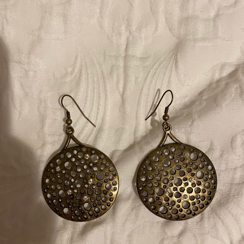 Gold plated circle earrings